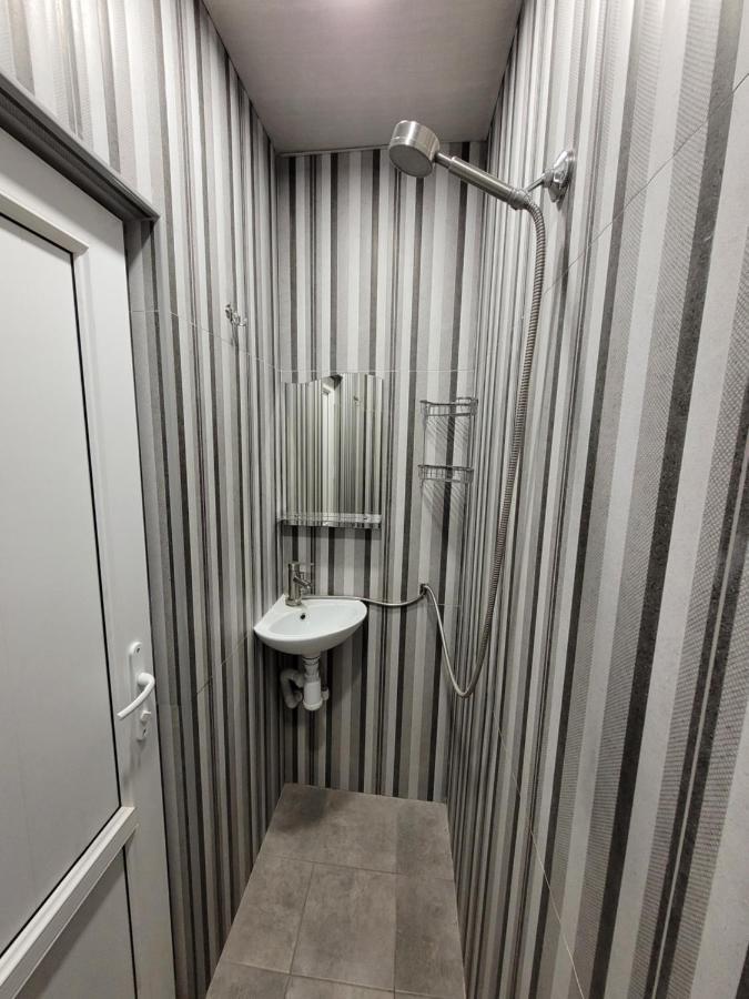 Hotel Мини Дом Целиком Около Мед Центра Астхик Erivan Exterior foto